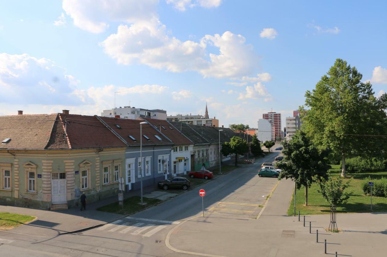 Luma 2 Appartement Osijek Buitenkant foto